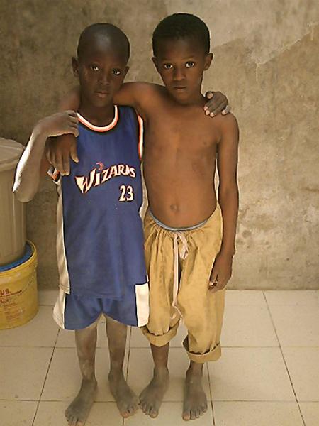 les deux petits microbes